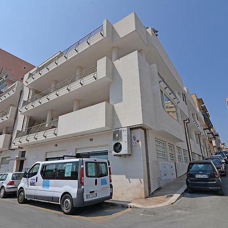 Casa Roberta Bed & Breakfast Monopoli Exterior foto