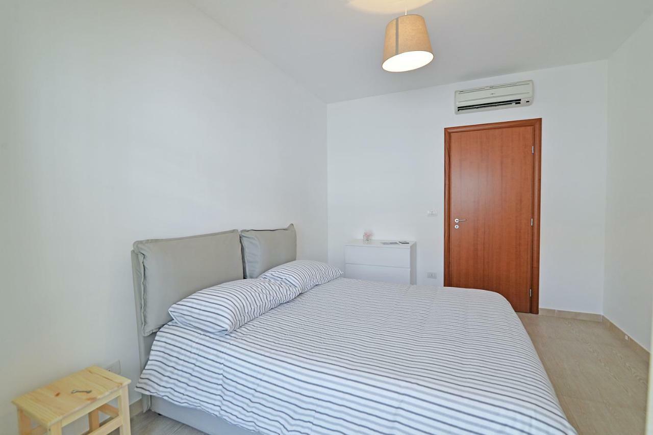 Casa Roberta Bed & Breakfast Monopoli Exterior foto
